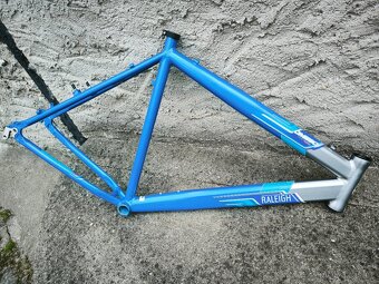 26 rám Raleigh vel. 22-23" Anglie - 8