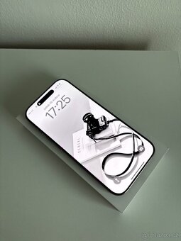 iPhone 16 Pro 128 GB - 8