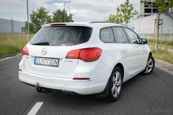 Opel Astra Sport Tourer 1.7 CDTI / AJ NA SPLÁTKY / - 8