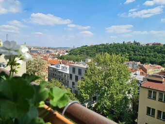 Pronájem bytu 2+kk/T, 79 m2, P5-Smíchov, ul.Mošnova, 4.NP, c - 8