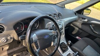 Ford S-Max 2.0 benzin 107 kw - velmi hezký - 8