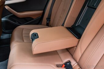 Audi A4 Avant 30 TDI S tronic / Pano / Matrix / B & O Audi - 8