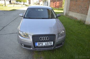 Audi A3 sportback 1,6 85kw benzin ,webasto - 8