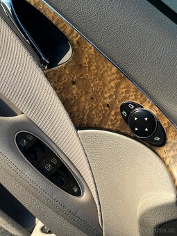 Mercedes-Benz W211 - 8