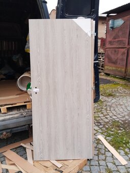 Dveře interiérové 80P - 8