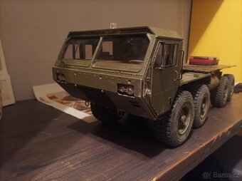 RC model 8x8 truck trial - 8
