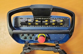 Hydraulická ruka FASSI F210A.23 ročník 2004, rádio - 8
