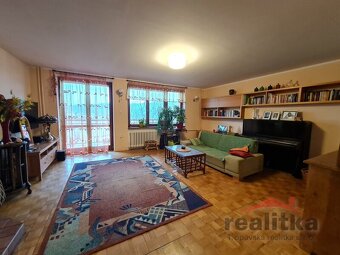Prodej řadového rodinného domu na ul. Na Tylovách v Hradci n - 8