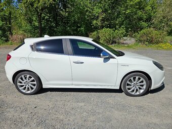 Alfa Romeo Giulietta Distinctive 1.4 125kw DOHODA - 8
