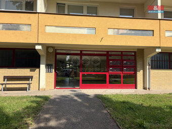 Pronájem bytu 3+1, 75 m², Hradec Králové, ul. Hrubínova - 8