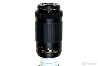 Nikon AF-P DX 70-300mm G VR + UV filtr TOP STAV - 8
