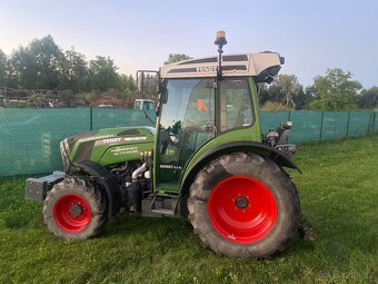 Traktor FENDT 211 F Vario 81 - 8
