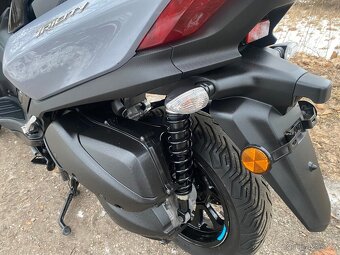 Yamaha Tricity 300 - 8