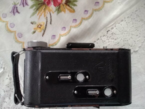 Starý, měchový fotoaparát zn.Belfoca - 8