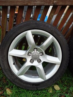 Originál AUDI ALU kola R17 + zánovní zimní pneu 245/45 - 8