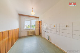 Prodej bytu 3+1, 74 m², Havířov, ul. Kubelíkova - 8