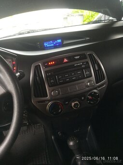 Hyundai i20 1.2 2014 - 8
