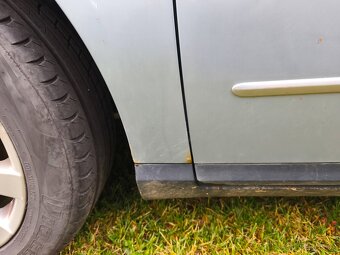 Prodám Volkswagen Passat B6 103kw 2.0TDI - 8