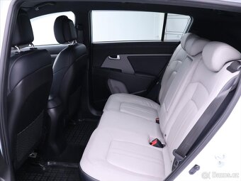 Kia Sportage 1,7 CRDi 85kW CZ 1.Maj Serv.k. (2015) - 8
