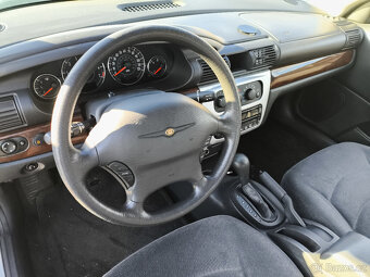 Na prodej 2003 Chrysler Sebring 2,4i - 8