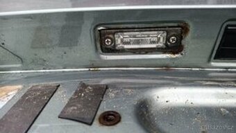 VW Passat B6 combi - páté dveře, viko kufru - 8