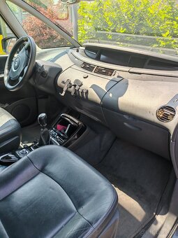 Renault Espace 2..0 DCI 110 kW - 8
