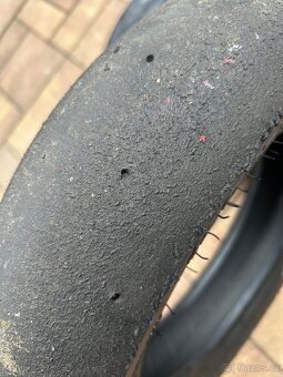 Prodám sadu Pirelli Diablo slick superbike R12 - 8