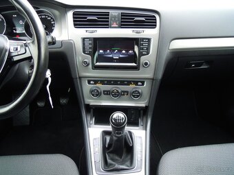 Volkswagen Golf, 1.4TSi COMFORTLINE-SERVIS-103KW - 8