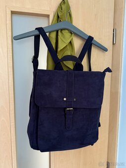 Tmavě modrý dám. batoh, sleva 400 Kč - 8