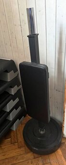 Výprodej z fitness centra profesionální stroje a zařízení - 8