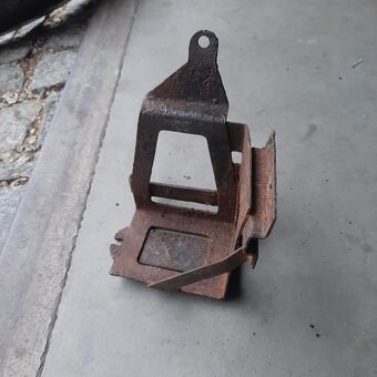 NSU zadní blatník - 8