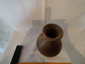 Porcelánová váza a jiné vázy a vázičky - 8