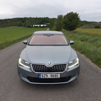 Škoda superb 2.0tdi 110kw - 8