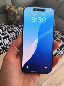 iPhone 16pro 128g - 8