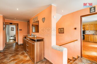 Prodej restaurace, stravování ve Velkém Březně, ul. Náměstí - 8