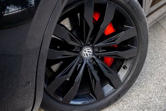 aj NA SPLÁTKY Volkswagen Touareg 4.0 TDI V8 R-line - 8