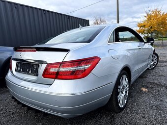 MERCEDES-BENZ E KUPÉ, 2.2 CDi, automat, skvělý stav - 8