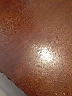 JÍDELNÍ STŮL ke zdi - 8