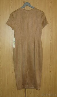 Semišové pouzdrové šaty Calvin Klein - 8