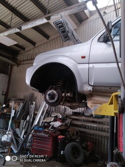 SUZUKI JIMNY 1.3 4X4 - 8