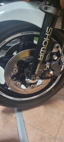 Honda VF1000 R - 8