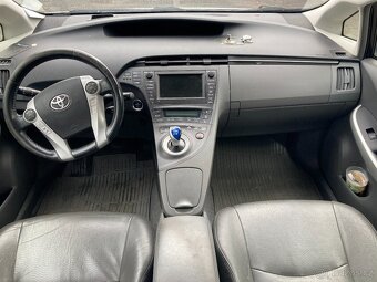 Toyota Prius 1,8 VVT-i HSD Comfort - 8