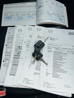 Nissan Qashqai 2,0 benzín 4x4 7 místné - 8
