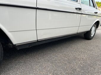 Mercedes W123 240D - 8