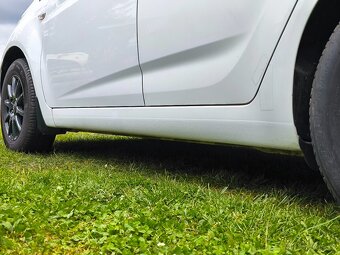 Hyundai ix20 1.4crdi 66kw 2015 - 8