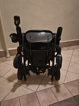 Lehký elektrický invalidní vozík Qickie Q50 R Carbon - 8