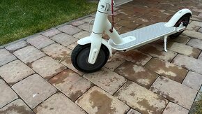 Elektrokoloběžka Xiaomi m365 - 8