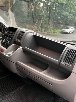 Pronájem dodávky Citroen Jumper MAXI 3.0 HDI 116 kW - 8