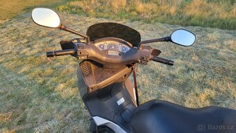 Yamaha xmax 125 - 8