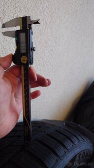 TOMKET ALLYEAR 3 XL 	215/50 R17 4ks - 8